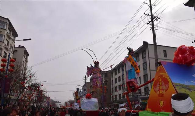 刚刚结束，陇县正月十五元宵节社火大型游演高清大图来咯！