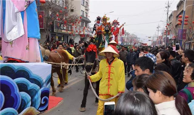 刚刚结束，陇县正月十五元宵节社火大型游演高清大图来咯！