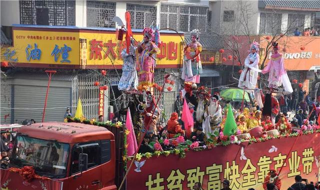 刚刚结束，陇县正月十五元宵节社火大型游演高清大图来咯！