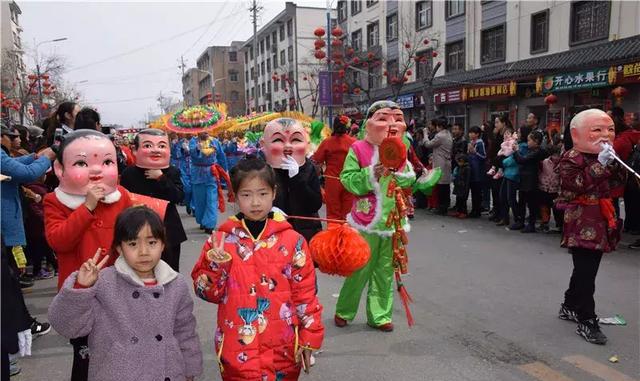 刚刚结束，陇县正月十五元宵节社火大型游演高清大图来咯！