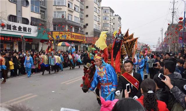 刚刚结束，陇县正月十五元宵节社火大型游演高清大图来咯！