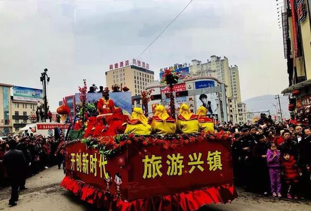 刚刚结束，陇县正月十五元宵节社火大型游演高清大图来咯！